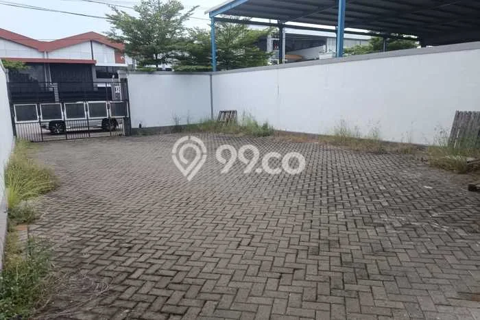 Gudang Komersial Disewakan di Asemrowo Surabaya Luas 428m2 Gudang Komersial Disewakan di Asemrowo Surabaya Luas 428m2