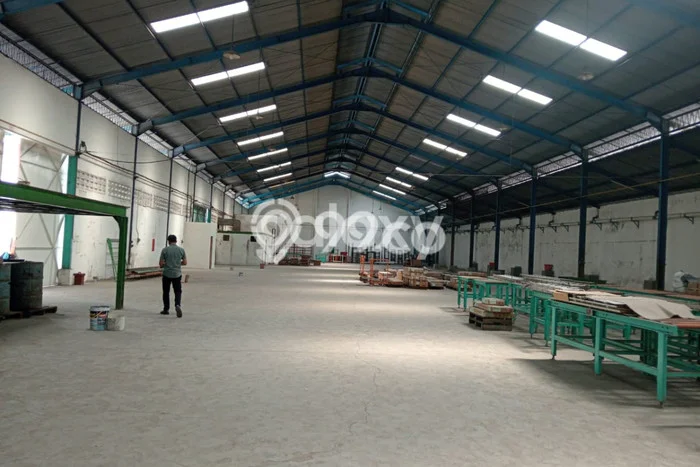 Gudang Disewa di Tandes, Surabaya, LT 2930m2 / LB 2500m2 Gudang Disewa di Tandes, Surabaya, LT 2930m2 / LB 2500m2
