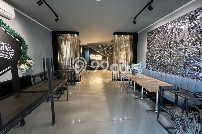 Lokasi Strategis! Dijual Ruko Bisnis di Kedawung, Cirebon Kondisi Bagus Lokasi Strategis! Dijual Ruko Bisnis di Kedawung, Cirebon Kondisi Bagus