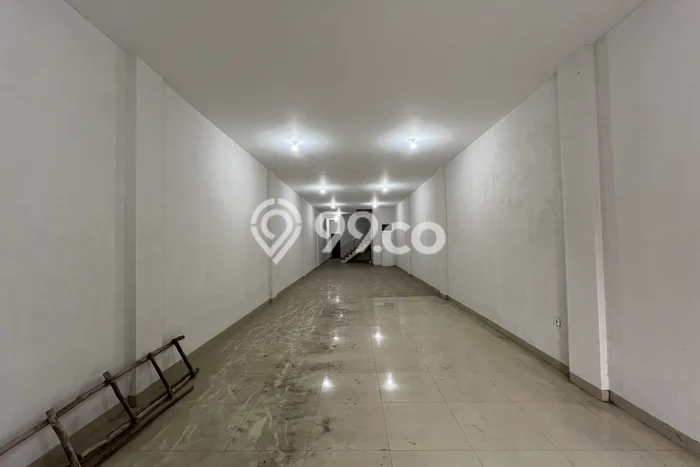 Ruko untuk Disewa di Pusat Cirebon Luas Bangunan 330m2 Ruko untuk Disewa di Pusat Cirebon Luas Bangunan 330m2