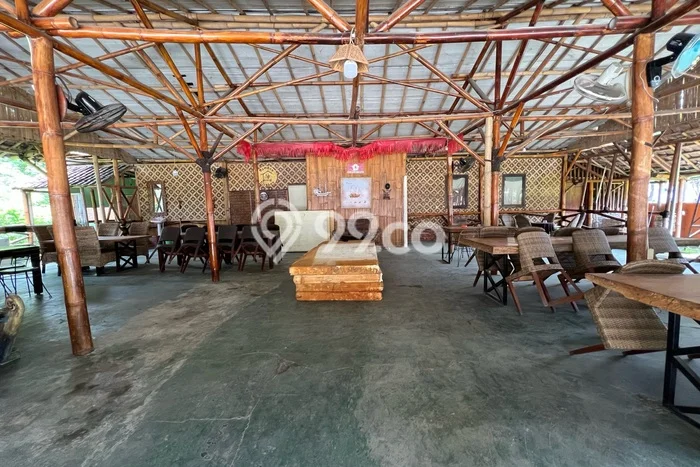 Lokasi Strategis! Dijual Komersial Bisnis di Kesambi, Cirebon Kondisi Bagus Lokasi Strategis! Dijual Komersial Bisnis di Kesambi, Cirebon Kondisi Bagus