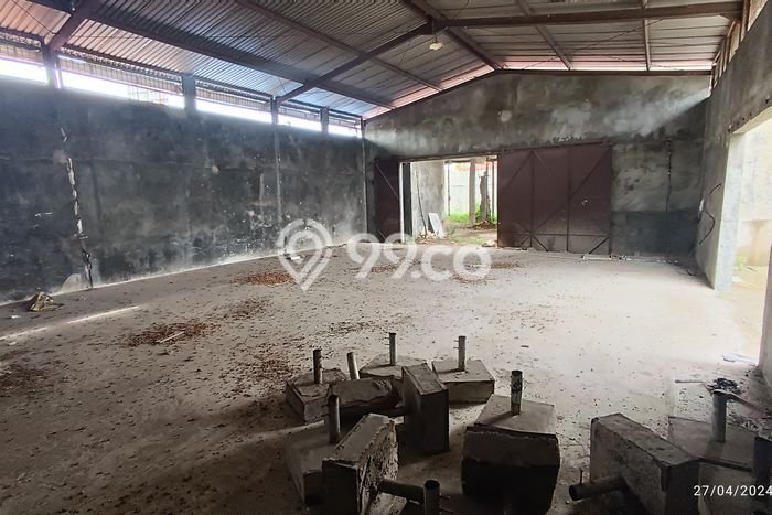 Gudang di Mundu, Luas 674m2m², Kawasan Strategis, Mainroad Gudang di Mundu, Luas 674m2m², Kawasan Strategis, Mainroad