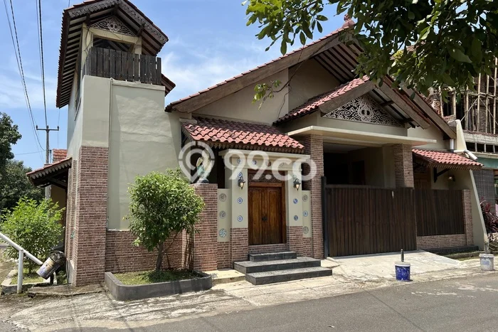 Rumah Modern Cantik 4 KT Bisa Langsung Pindah di Kedawung Rumah Modern Cantik 4 KT Bisa Langsung Pindah di Kedawung