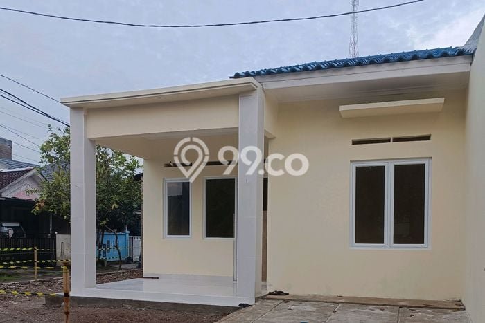 Jual Rumah Eksklusif 2 KT di Grand Wisata, Bekasi Jual Rumah Eksklusif 2 KT di Grand Wisata, Bekasi