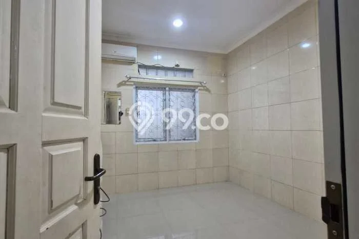Rumah sewa siap pakai 4 KT di Cipinang, Jakarta Timur Rumah sewa siap pakai 4 KT di Cipinang, Jakarta Timur