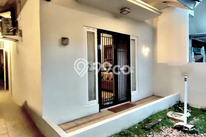 Rumah Minimalis 3 KT di Galaxy Bekasi Semi Furnished Rumah Minimalis 3 KT di Galaxy Bekasi Semi Furnished