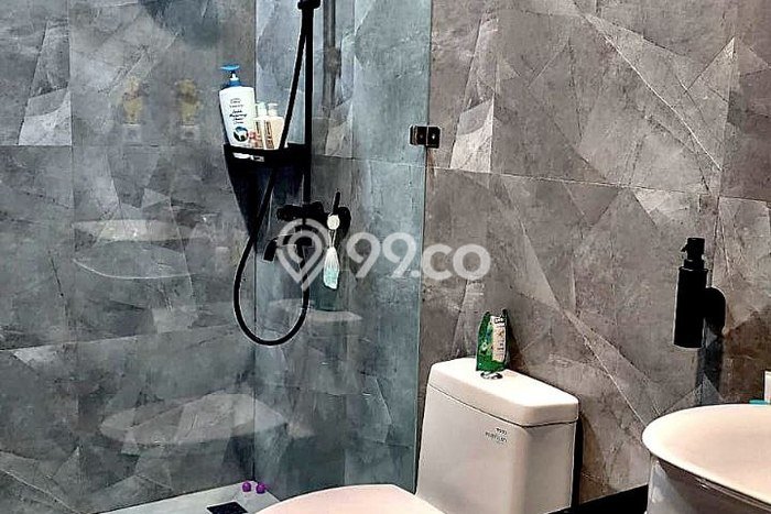 Hunian Mewah Dijual LT 180m2 di Rawalumbu, Bekasi Hunian Mewah Dijual LT 180m2 di Rawalumbu, Bekasi