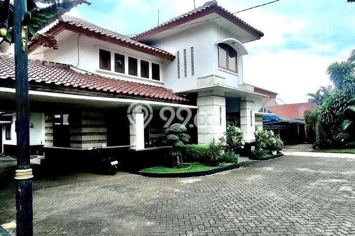 Rumah Mewah Dijual LT 2460m2 di Cilandak, Jakarta Selatan Rumah Mewah Dijual LT 2460m2 di Cilandak, Jakarta Selatan