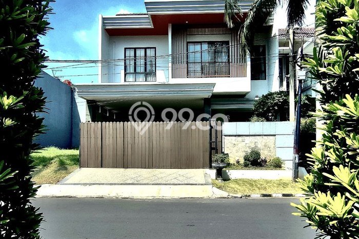Hunian Mewah Dijual LT 180m2 di Rawalumbu, Bekasi Hunian Mewah Dijual LT 180m2 di Rawalumbu, Bekasi