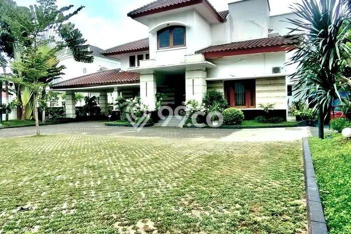 Rumah Mewah Dijual LT 2460m2 di Cilandak, Jakarta Selatan Rumah Mewah Dijual LT 2460m2 di Cilandak, Jakarta Selatan