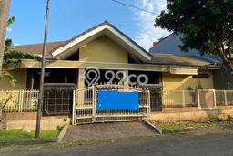 Rumah Elit Modern Tanpa Renovasi di Villa Melati Mas Tangerang Selatan Rumah Elit Modern Tanpa Renovasi di Villa Melati Mas Tangerang Selatan