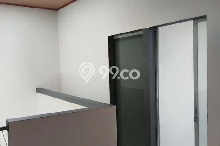 Rumah Strategis Minimalis Lb 84m2 di Cipondoh, Tangerang Rumah Strategis Minimalis Lb 84m2 di Cipondoh, Tangerang