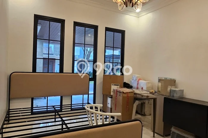 Rumah Luxury Modern Siap Huni di BSD Foresta Tangerang Rumah Luxury Modern Siap Huni di BSD Foresta Tangerang