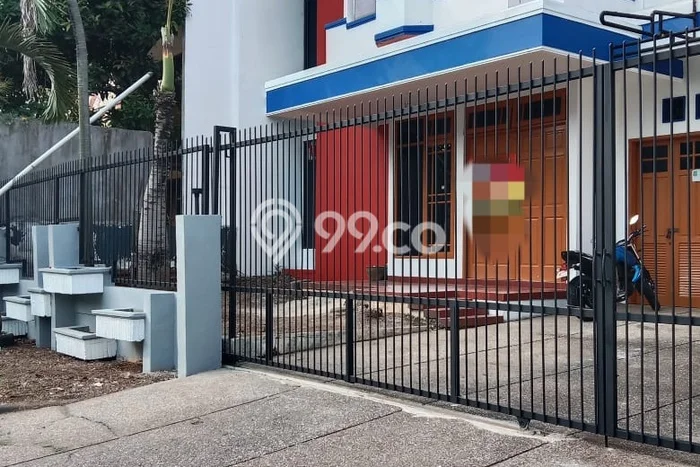 Rumah Eksklusif Dijual LT 350m2 di Tangerang, Tangerang Rumah Eksklusif Dijual LT 350m2 di Tangerang, Tangerang