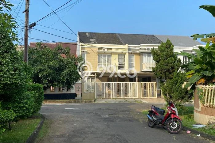 Rumah Elit Modern Tanpa Renovasi di Villa Melati Mas Tangerang Selatan Rumah Elit Modern Tanpa Renovasi di Villa Melati Mas Tangerang Selatan