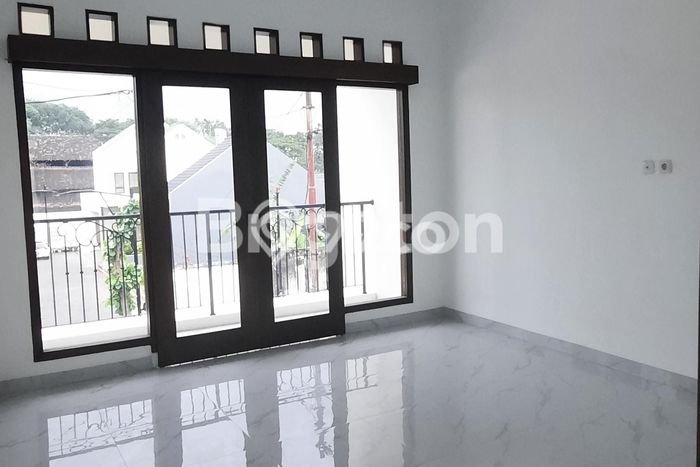 Dijual Rumah Premium dengan Fasilitas Sekitar Lengkap di Pasar Kliwon, Solo Dijual Rumah Premium dengan Fasilitas Sekitar Lengkap di Pasar Kliwon, Solo