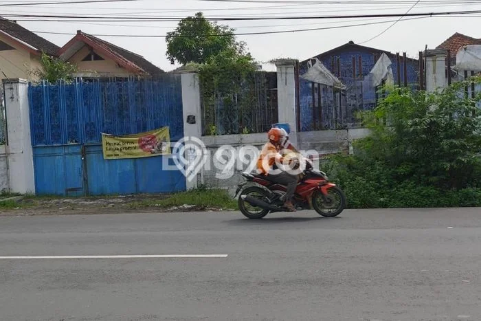 Gudang untuk disewa di Kartosuro punya LT 1000m2 & LB 500m2 harga sewa kompetitif Gudang untuk disewa di Kartosuro punya LT 1000m2 & LB 500m2 harga sewa kompetitif