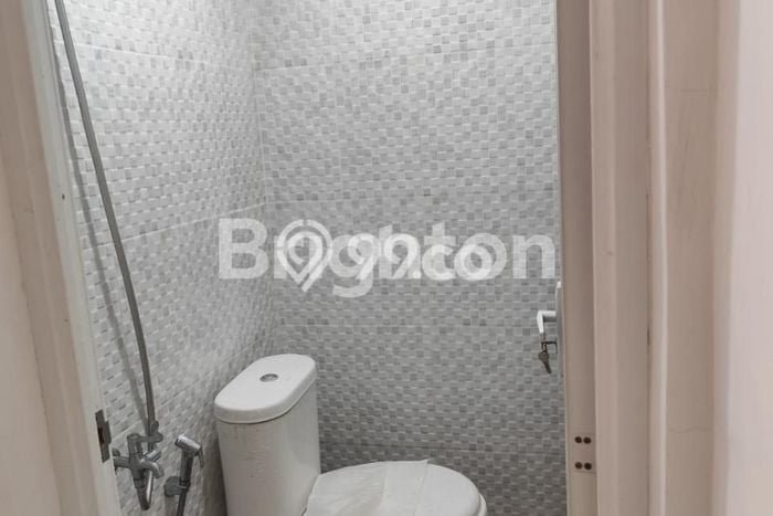 AREA BERKEMBANG! Ruko For Rent di Pasar Kliwon, Luas 200m², Ready Bisnis AREA BERKEMBANG! Ruko For Rent di Pasar Kliwon, Luas 200m², Ready Bisnis