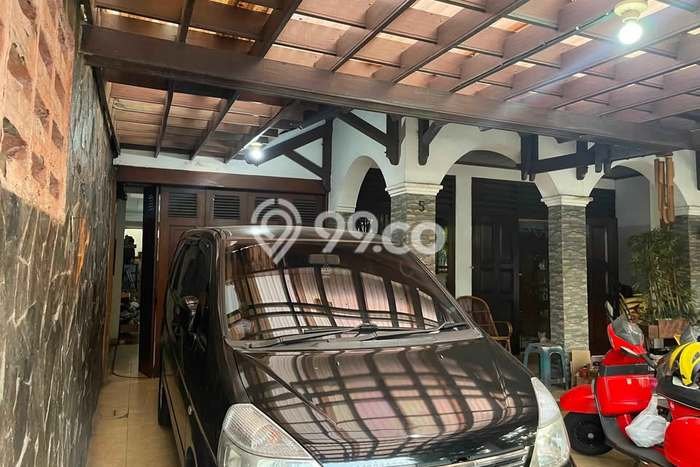 Dijual Rumah Premium dengan Fasilitas Sekitar Lengkap di Pulo Gadung, Jakarta Timur Dijual Rumah Premium dengan Fasilitas Sekitar Lengkap di Pulo Gadung, Jakarta Timur