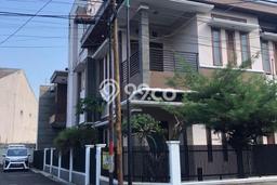 Hunian Mewah Siap Huni LT 230m2 di Lengkong, Bandung Hunian Mewah Siap Huni LT 230m2 di Lengkong, Bandung