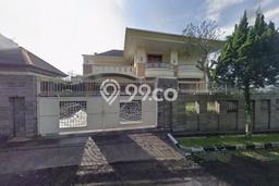 Rumah Elit LB 900m2 Siap Huni Desain Elegan di Setiabudi, Bandung Rumah Elit LB 900m2 Siap Huni Desain Elegan di Setiabudi, Bandung