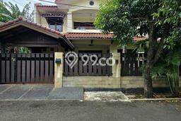 Rumah Elit Modern Tanpa Renovasi di Pondok Kelapa Jakarta Timur Rumah Elit Modern Tanpa Renovasi di Pondok Kelapa Jakarta Timur