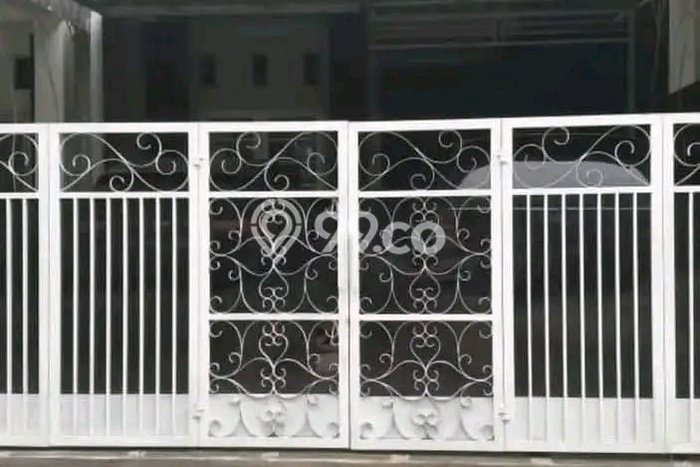 Rumah Modern 4 KT di Buaran Jakarta Timur Unfurnished Rumah Modern 4 KT di Buaran Jakarta Timur Unfurnished