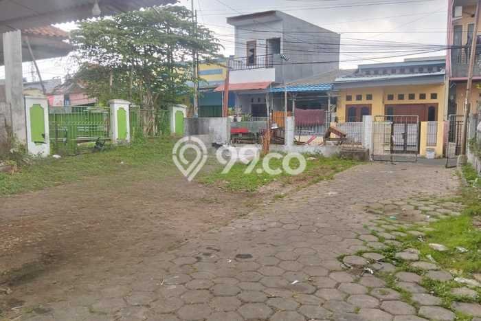 Kavling Tanah untuk Dijual di Pondok Kelapa, Jakarta Timur, Luas 240m2 Kavling Tanah untuk Dijual di Pondok Kelapa, Jakarta Timur, Luas 240m2