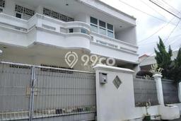 Rumah Modern Cantik 5 Kamar Bisa Langsung Pindah di Duren Sawit Rumah Modern Cantik 5 Kamar Bisa Langsung Pindah di Duren Sawit