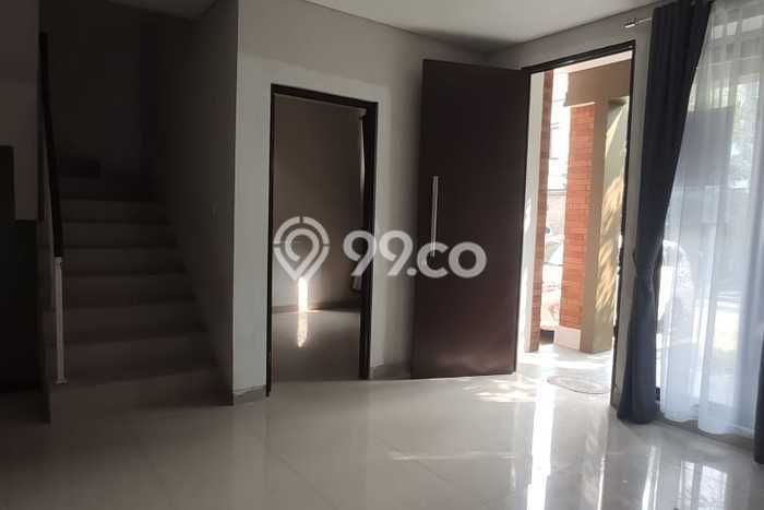 NEW LISTING! Rumah di BSD, Siap Huni, 2 KM, Dekat BSD, Tangerang Selatan, Tangerang Selatan, LT 84m² Bangunan 80m² NEW LISTING! Rumah di BSD, Siap Huni, 2 KM, Dekat BSD, Tangerang Selatan, Tangerang Selatan, LT 84m² Bangunan 80m²
