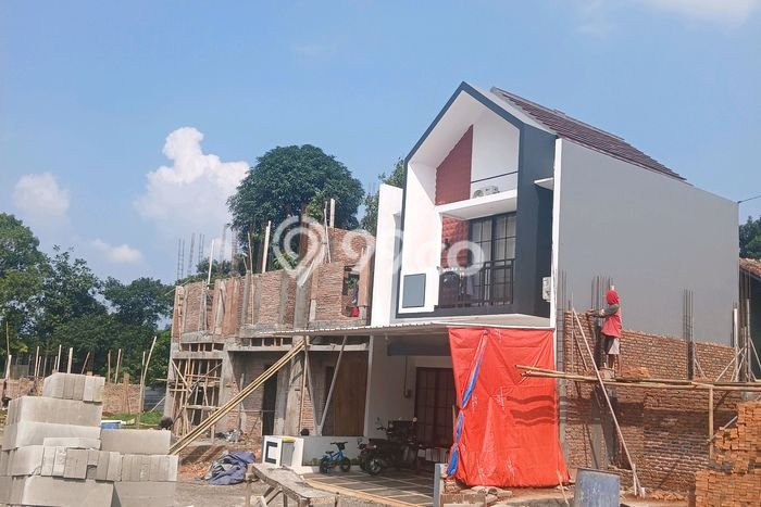 Hunian Cantik Minimalis Lb 75m2 di Makasar, Jakarta Timur Hunian Cantik Minimalis Lb 75m2 di Makasar, Jakarta Timur