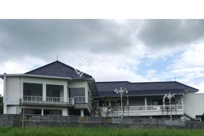 Vila Premium Kawasan , Luas 640m2m², Lokasi Premium dengan akses bagus Vila Premium Kawasan , Luas 640m2m², Lokasi Premium dengan akses bagus