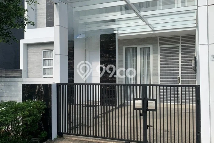 Rumah Mewah LB 210m2 Siap Huni Desain Elegan di Citra Grand, Jakarta Timur Rumah Mewah LB 210m2 Siap Huni Desain Elegan di Citra Grand, Jakarta Timur