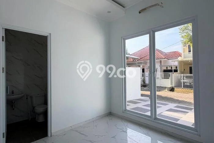 Rumah Modern 4 KT di Citraland Surabaya Unfurnished Rumah Modern 4 KT di Citraland Surabaya Unfurnished