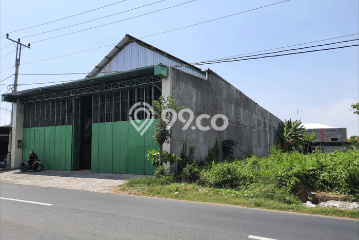 Lokasi Strategis! Dijual Gudang Bisnis di Tasikmadu, Karanganyar Kondisi Baik Lokasi Strategis! Dijual Gudang Bisnis di Tasikmadu, Karanganyar Kondisi Baik