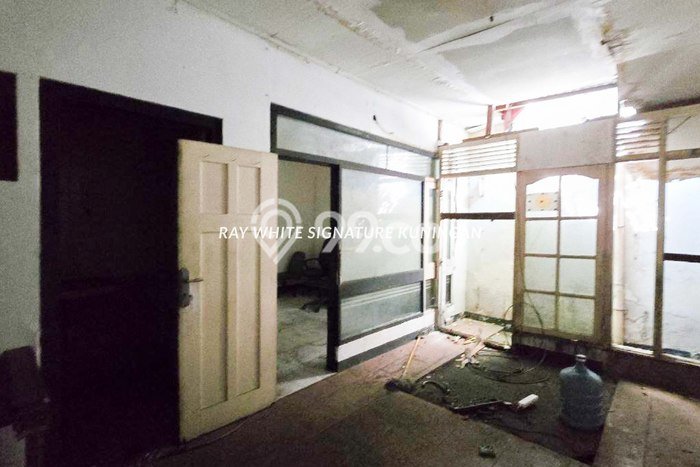 Best Deal Hunian Premium Ideal dan Luas di Menteng, Jakarta Pusat Best Deal Hunian Premium Ideal dan Luas di Menteng, Jakarta Pusat