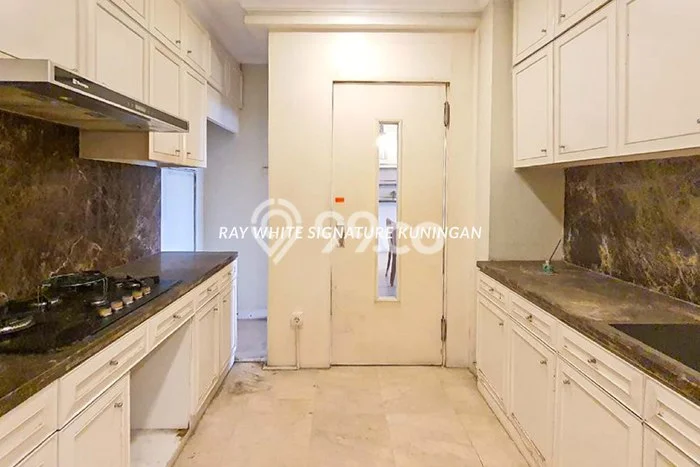 Dijual Apartemen 3 KT 2 KM di Kebayoran Baru Dijual Apartemen 3 KT 2 KM di Kebayoran Baru