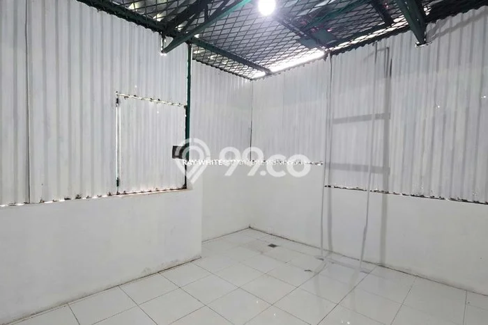 SEWA TERJANGKAU! Gudang Kawasan , Luas 180m2m², Lokasi Komersial SEWA TERJANGKAU! Gudang Kawasan , Luas 180m2m², Lokasi Komersial