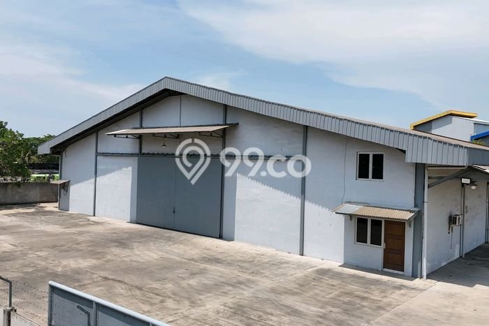 Gudang Kawasan Strategis Kawasan , Luas 1280m2m², Jalan Utama Gudang Kawasan Strategis Kawasan , Luas 1280m2m², Jalan Utama