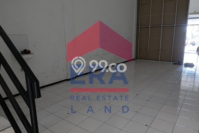 Ruko Dijual di Blimbing Malang dengan LB 180m2 Ruko Dijual di Blimbing Malang dengan LB 180m2