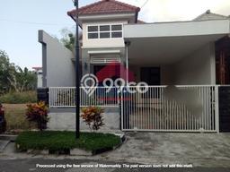 SPECIAL PRICE! Rumah di , 2 KT, Dekat Fasilitas Umum, Luas 108m2m² LB 90m2m² SPECIAL PRICE! Rumah di , 2 KT, Dekat Fasilitas Umum, Luas 108m2m² LB 90m2m²