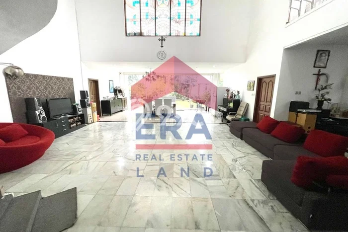 RECOMMENDED! Rumah kawasan , 5 KT, Area Premium, LT 525m2m² Bangunan 500m2m² RECOMMENDED! Rumah kawasan , 5 KT, Area Premium, LT 525m2m² Bangunan 500m2m²