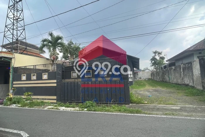 Lahan Dijual Lokasi Dau, Malang dengan Luas Tanah 818m2 dan Status SHM Lahan Dijual Lokasi Dau, Malang dengan Luas Tanah 818m2 dan Status SHM