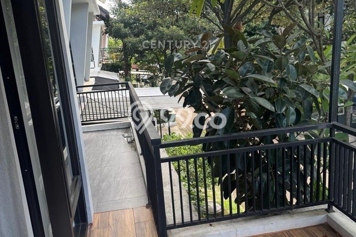 Dijual Rumah Mewah Elegan Dengan View Cantik di Bintaro, Tangerang Selatan Dijual Rumah Mewah Elegan Dengan View Cantik di Bintaro, Tangerang Selatan