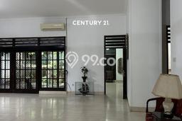 Best Deal Hunian Mewah Ideal dan Luas di Kebayoran Baru, Jakarta Selatan Best Deal Hunian Mewah Ideal dan Luas di Kebayoran Baru, Jakarta Selatan