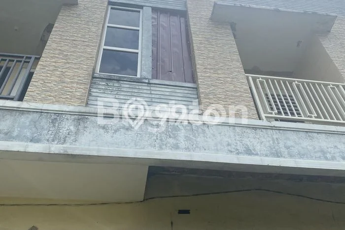 Dijual! Ruko di Marelan Medan LT 80m2 / LB 128m2 Kawasan Bisnis Dijual! Ruko di Marelan Medan LT 80m2 / LB 128m2 Kawasan Bisnis