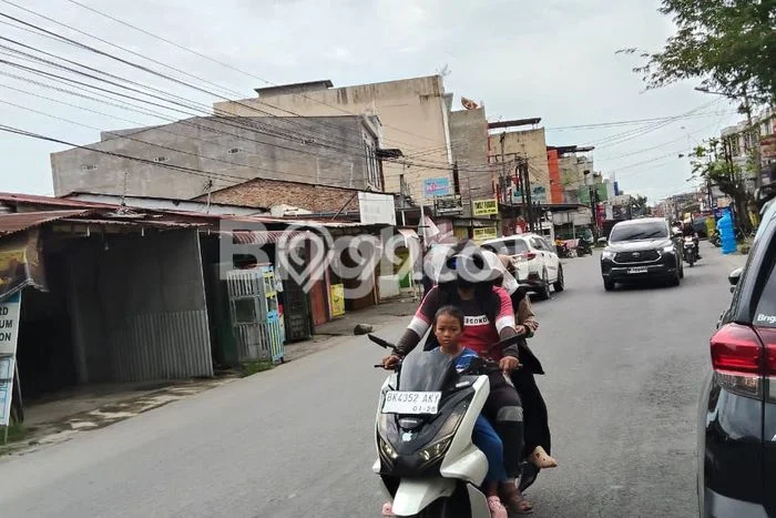 Ruko Bagus Dijual LB 576m2 Lokasi Strategis Medan Area Cocok untuk Bisnis Ruko Bagus Dijual LB 576m2 Lokasi Strategis Medan Area Cocok untuk Bisnis