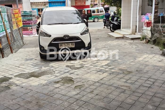 Ruko Bagus Dijual LB 270m2 Lokasi Strategis Medan Area Cocok untuk Berbisnis Ruko Bagus Dijual LB 270m2 Lokasi Strategis Medan Area Cocok untuk Berbisnis