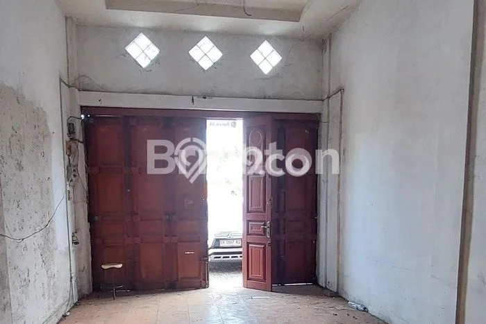 Ruko Dijual di Medan Timur LT 126m2, LB 276m2 untuk Investasi Ruko Dijual di Medan Timur LT 126m2, LB 276m2 untuk Investasi