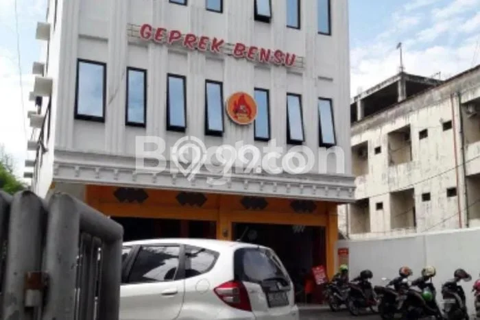 Ruko disewakan lokasi strategis Medan Sunggal Medan 594m2 Ruko disewakan lokasi strategis Medan Sunggal Medan 594m2